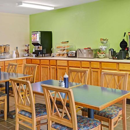 Microtel Inn & Suites By Wyndham Statesville Eksteriør bilde