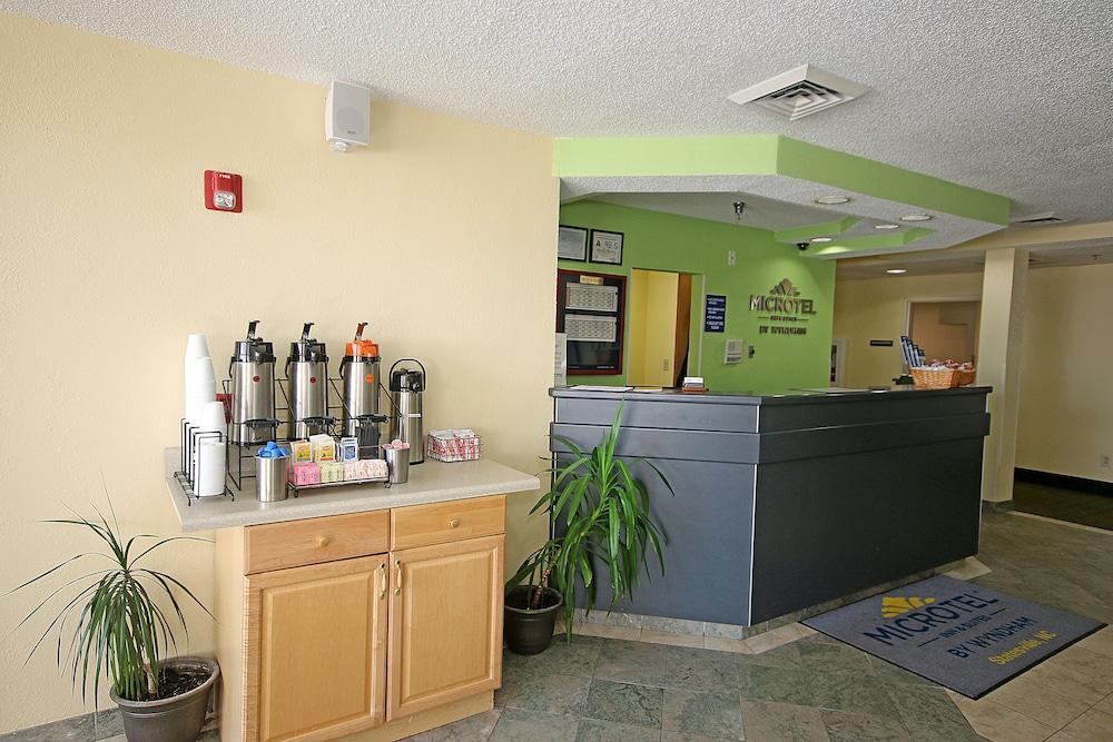 Microtel Inn & Suites By Wyndham Statesville Eksteriør bilde