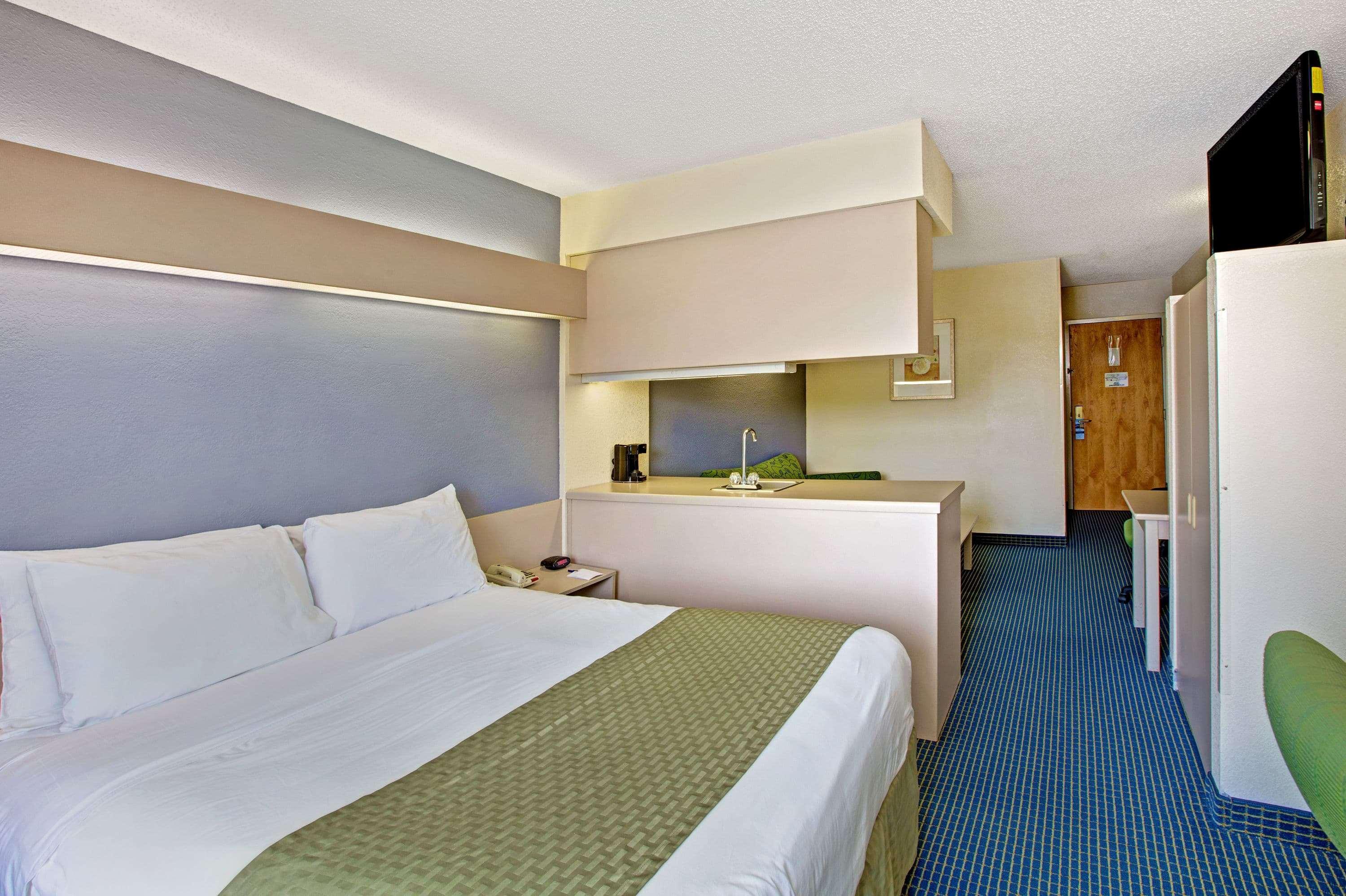 Microtel Inn & Suites By Wyndham Statesville Eksteriør bilde